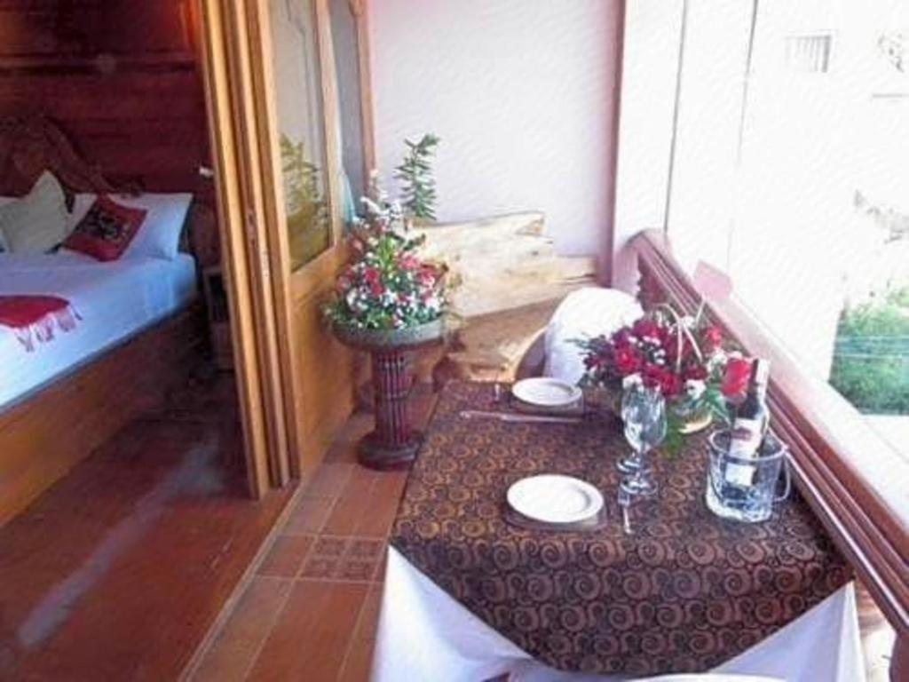 Ngamta Hotel Mae Hong Son Exterior foto